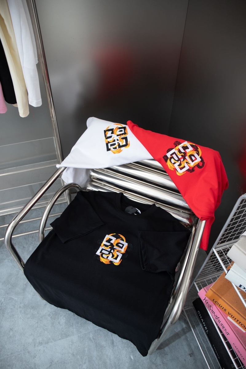 Givenchy T-Shirts